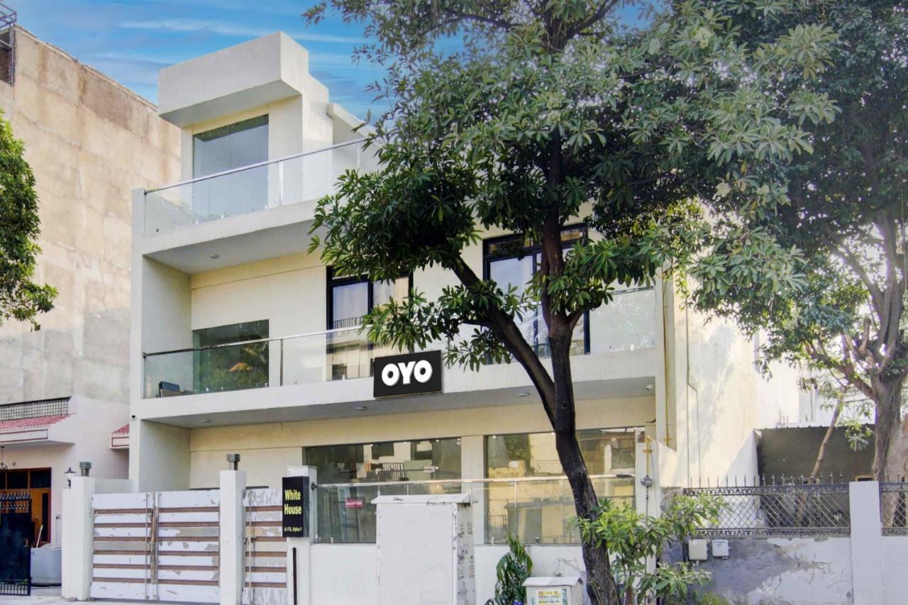 诺伊达 Oyo White House酒店 外观 照片